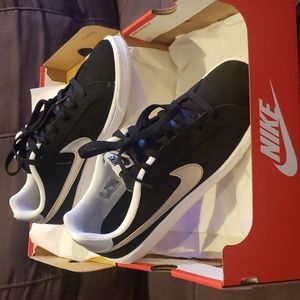 Womens Nike Court Royale Shoes